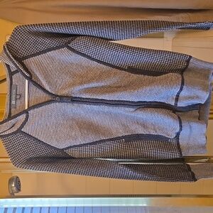 Title Nine Medium Womens Grey and White Hoodie